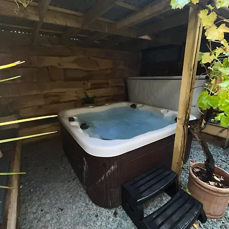 Quirky Retreats - The Hidden Retreat Apartment *